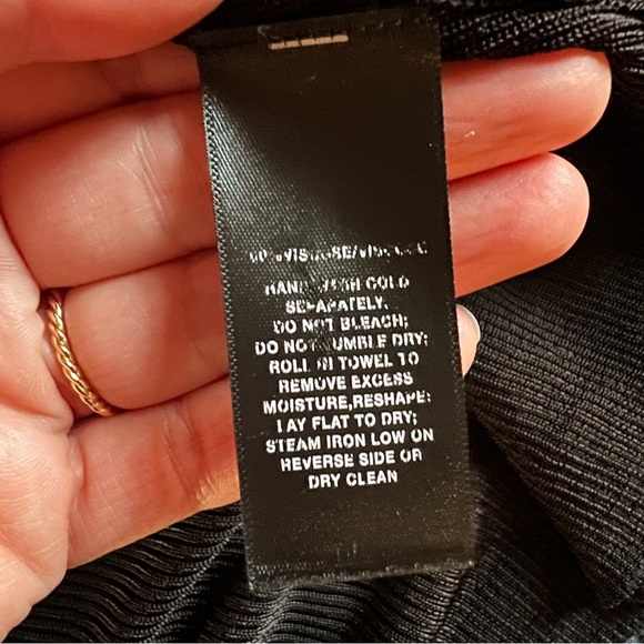 Layafette 148 Slinky Black Cardigan - Size P - Picture 4 of 5